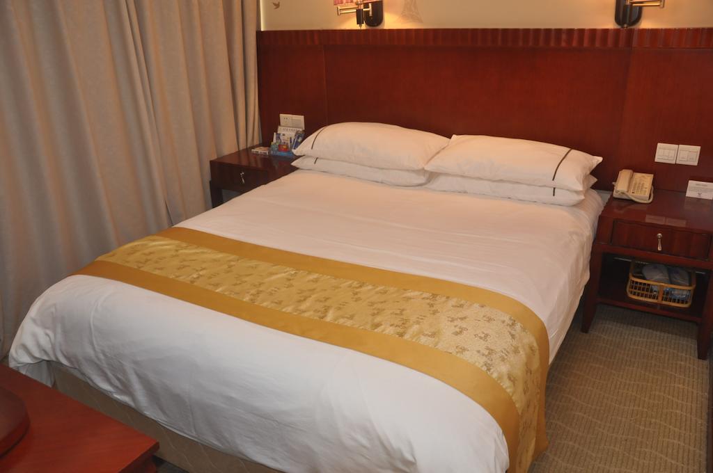 Starway Hotel Silver Zhuhai Kamer foto